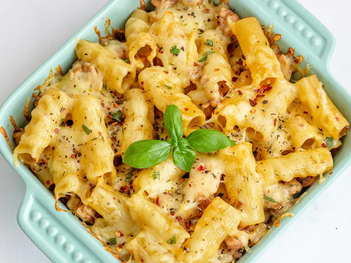 Pâtes poireaux lardons : la recette facile et savoureuse en 30 min !