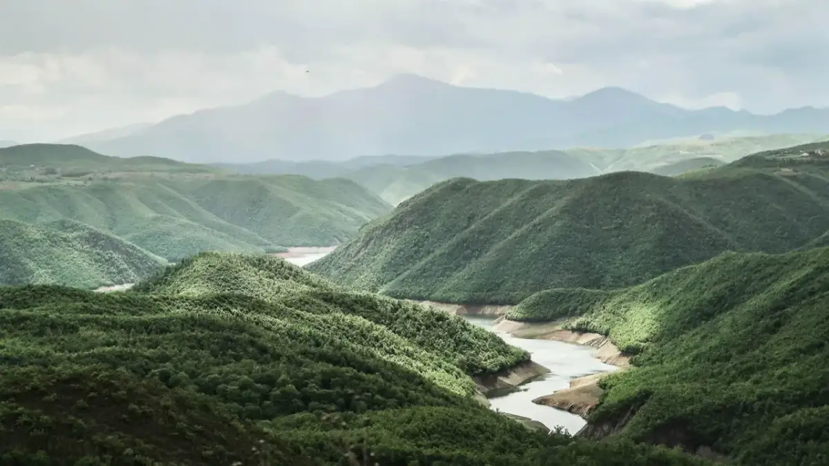 Najlepsza trasa do Albanii: uniknij problemów i ciesz się podróżą