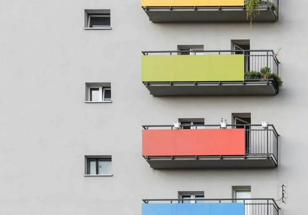 Czy spółdzielnia ma obowiązek wymienić okna? Sprawdź swoje prawa