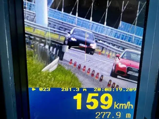 Jak jeżdżą rosyjscy kierowcy i dlaczego łamią przepisy ruchu?