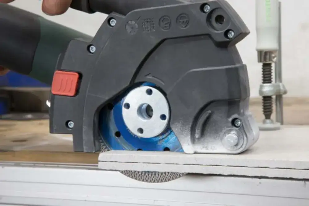 Czym ciąć gres 2 cm? Najlepsze narzędzia i techniki cięcia