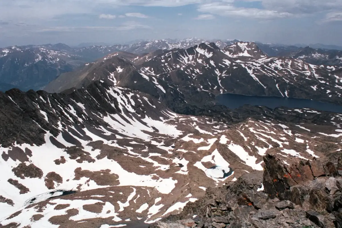 Pireneje: Dzikie góry Europy? Przewodnik dla podróżników