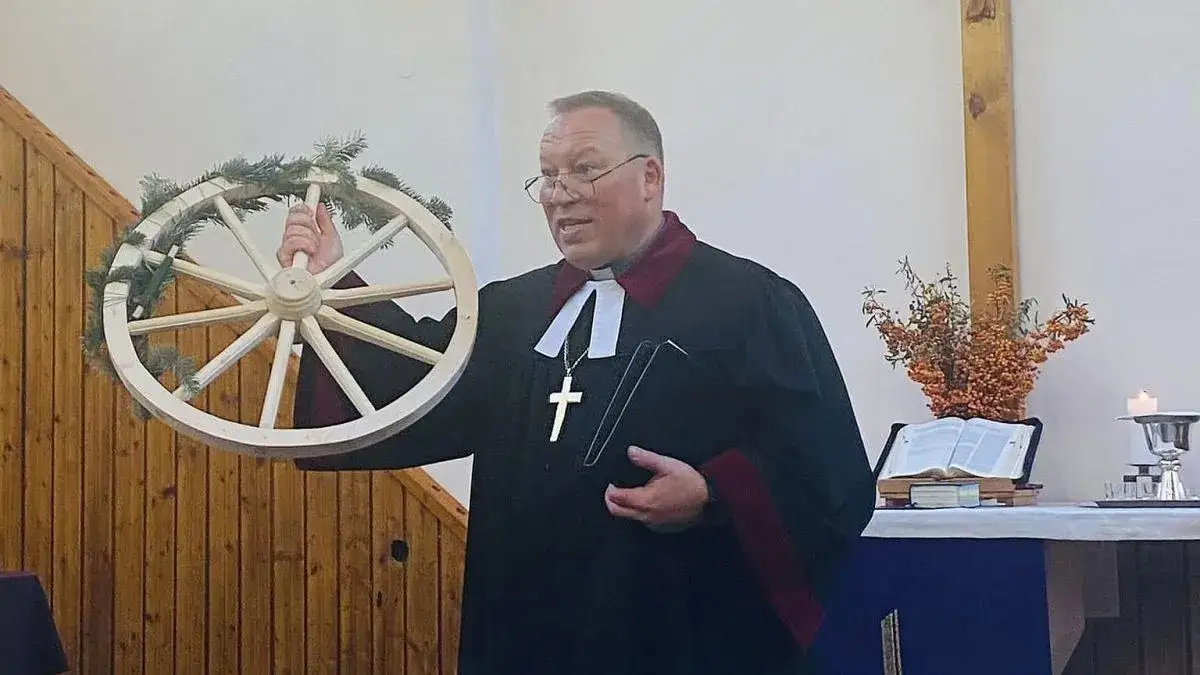 Czy ksiądz ewangelicki ma żonę? Prawda o życiu pastorów