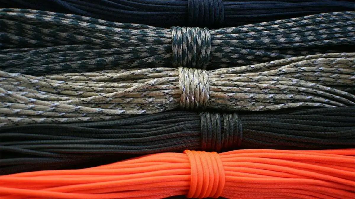 Sznurówki: zawiąż je inaczej! Styl, komfort i koniec z rozwiązywaniem