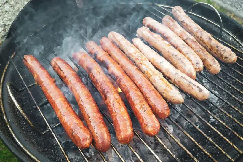 Calories saucisse grillée : le guide pour un barbecue sans culpabilité