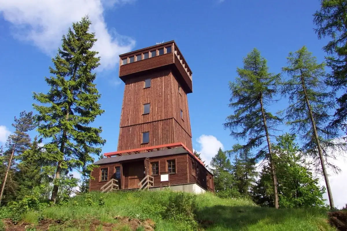 Stare Juchy: Atrakcje, jeziora, Green Velo. Ukryty klejnot Mazur