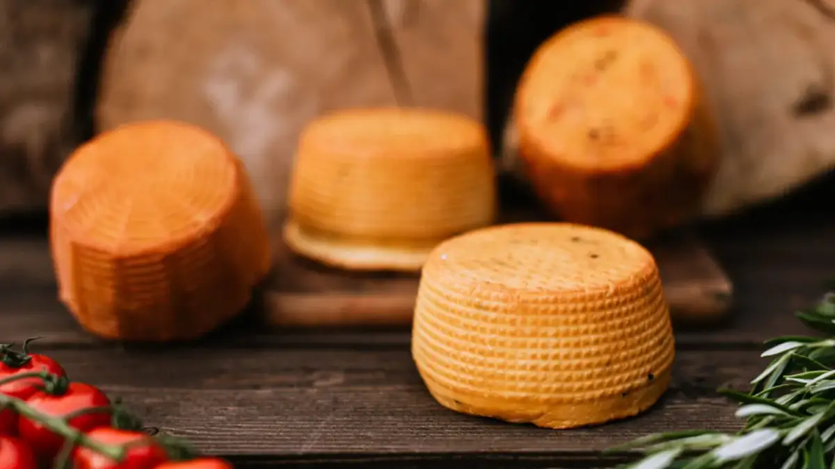 Prawdziwe bacówki w Bukowinie: Jak znaleźć ser z Podhala?