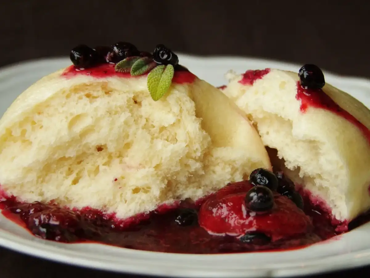 Kluski na parze: Opanuj sekret puszystości! Przepis + triki