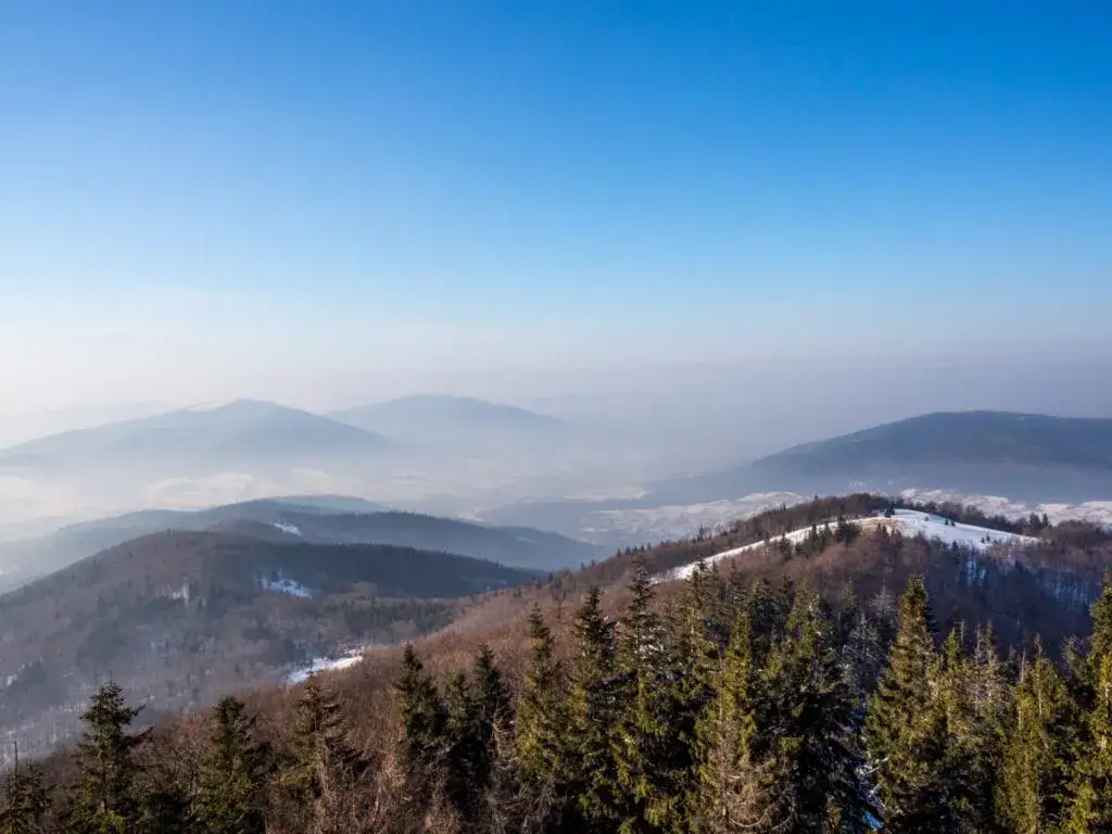 Góry z Rabki-Zdroju: Gorce czy Beskid Wyspowy? Szlaki i porady