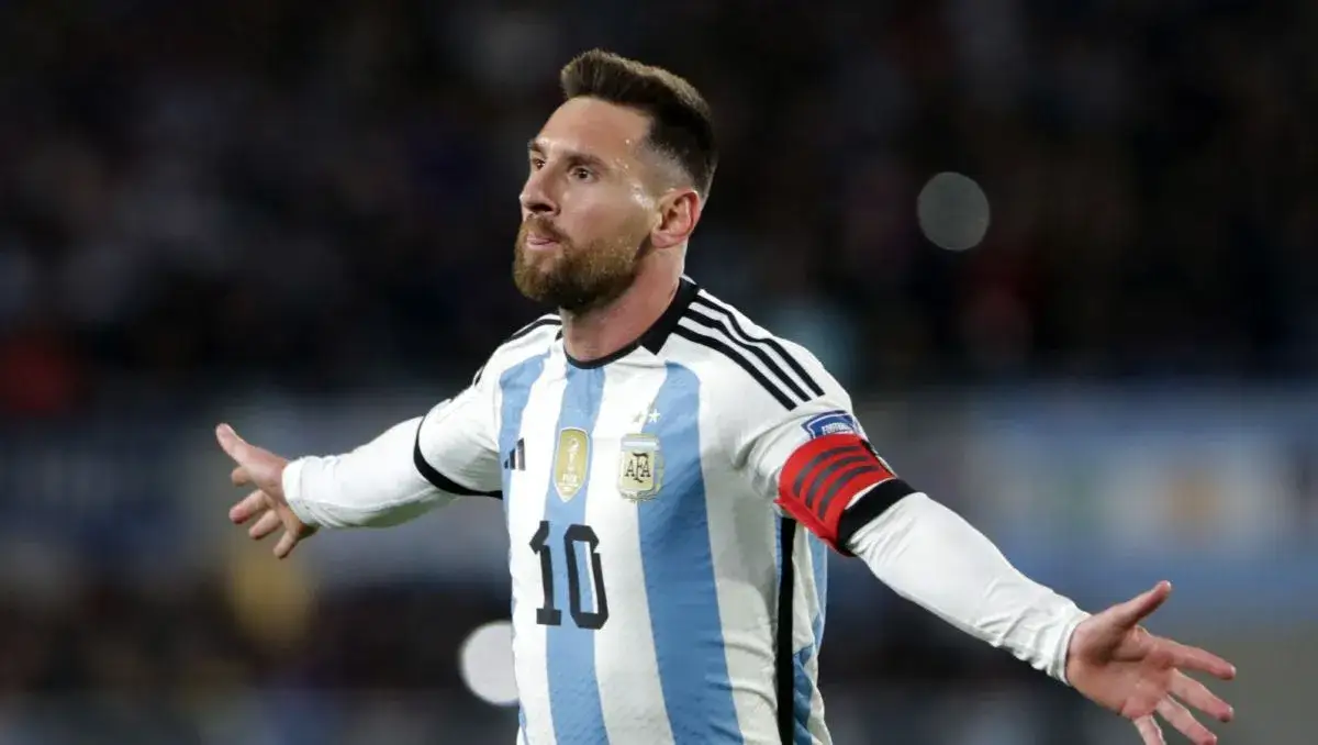 W jakim kraju gra Messi? Odkryj jego obecny zespół i lokalizację