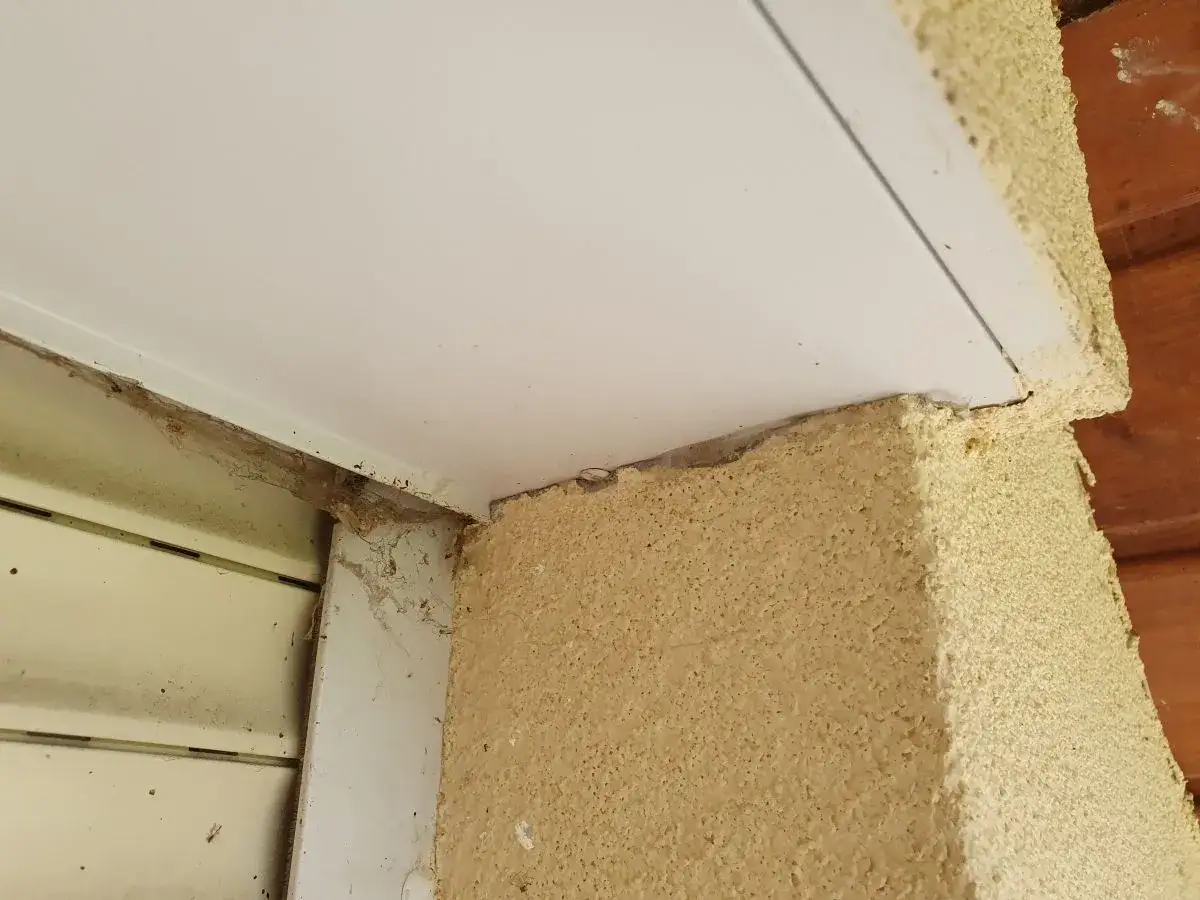 Jak otworzyć kasetę rolety podtynkowej i uniknąć problemów z naprawą