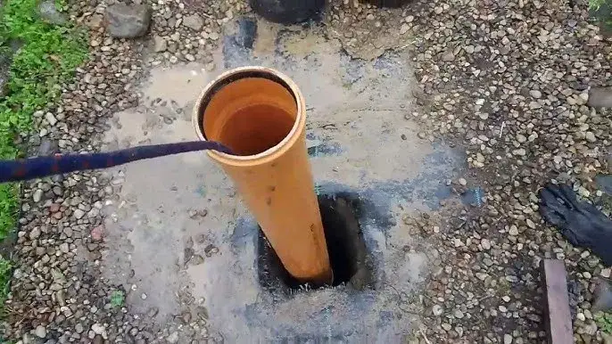 Jak wyciągnąć rury ze studni głębinowej bez ryzyka uszkodzenia