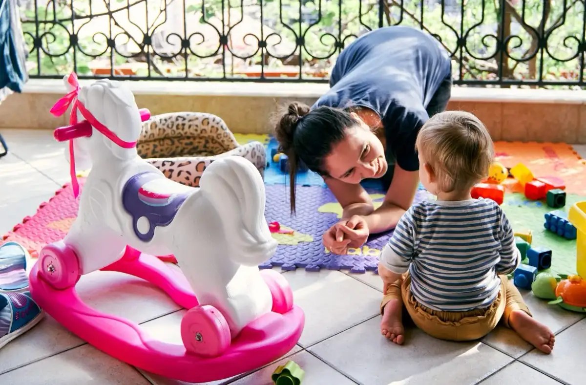 Jakie zabawki na plac zabaw? Wybierz mądrze i bezpiecznie!