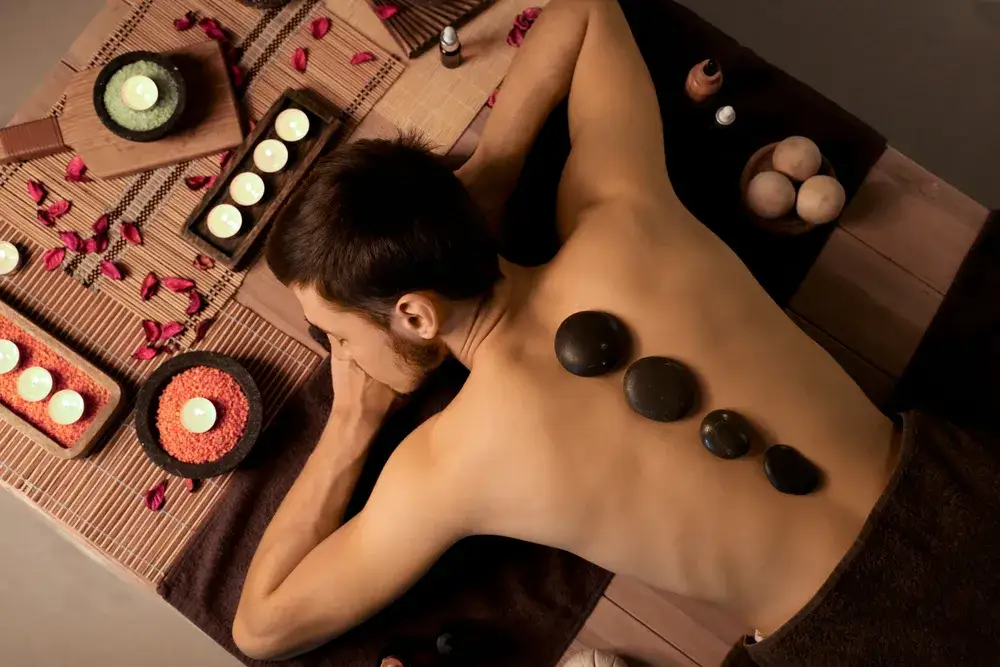 Masaż grecki co to jest? Odkryj jego niezwykłe korzyści i techniki