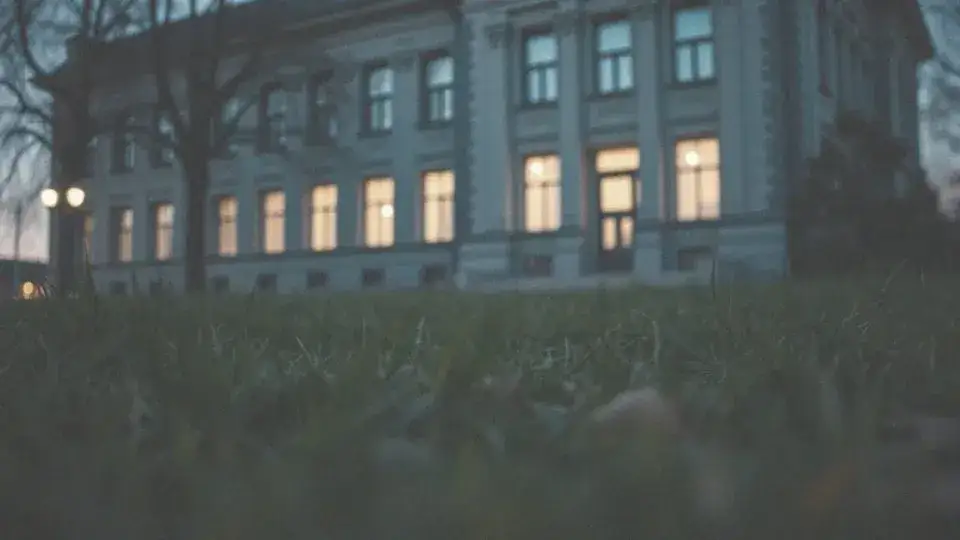 Jak sprawdzić wyrok po sygnaturze? Przewodnik krok po kroku