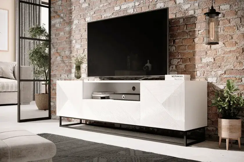 Co postawić pod wiszący telewizor, aby uniknąć bałaganu i zyskać styl?