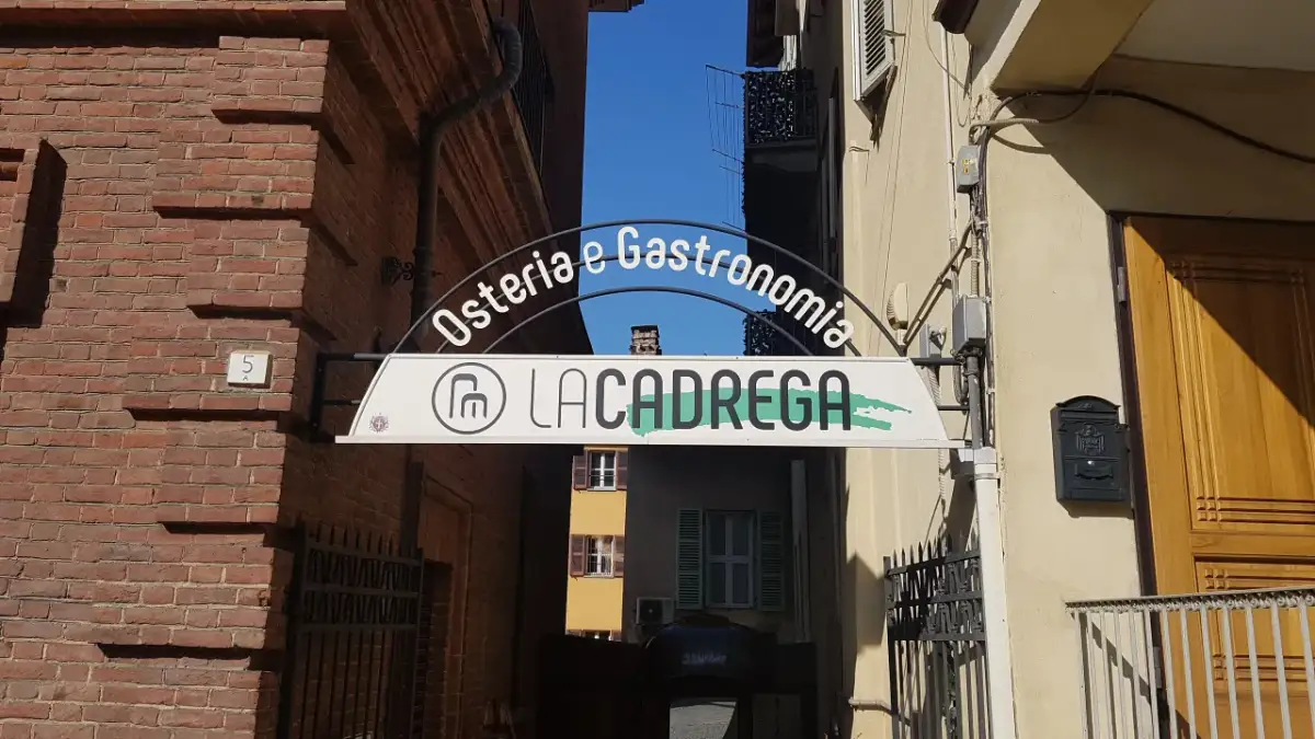 Osteria La Cadrega Moncalieri: Sapori Piemontesi Autentici