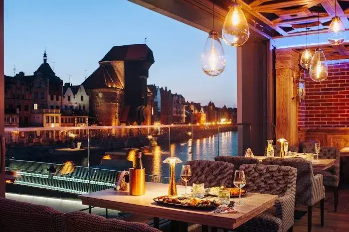 Co zjeść w Gdańsku? Odkryj najlepsze lokalne specjały i restauracje
