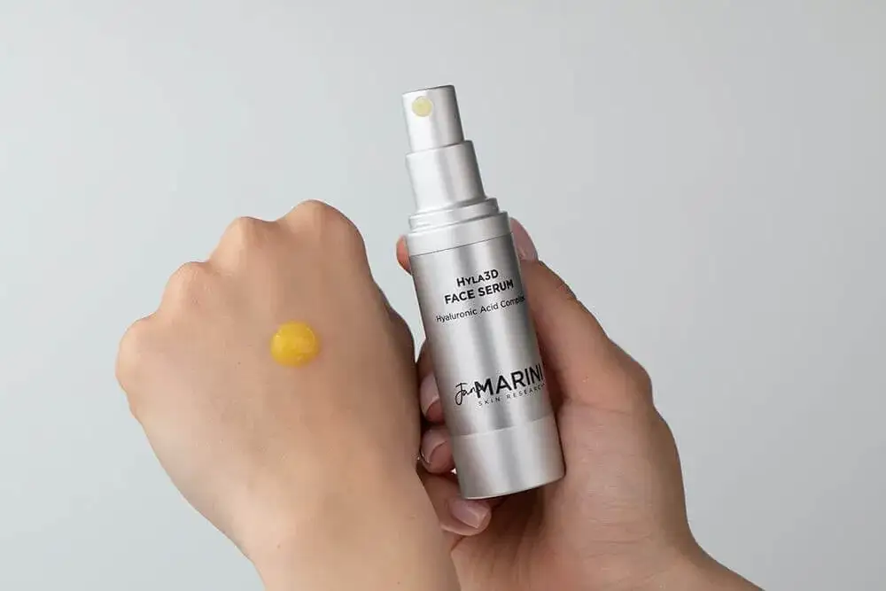 Skuteczne serum na niedoskonałości: Wybierz idealne dla Twojej skóry