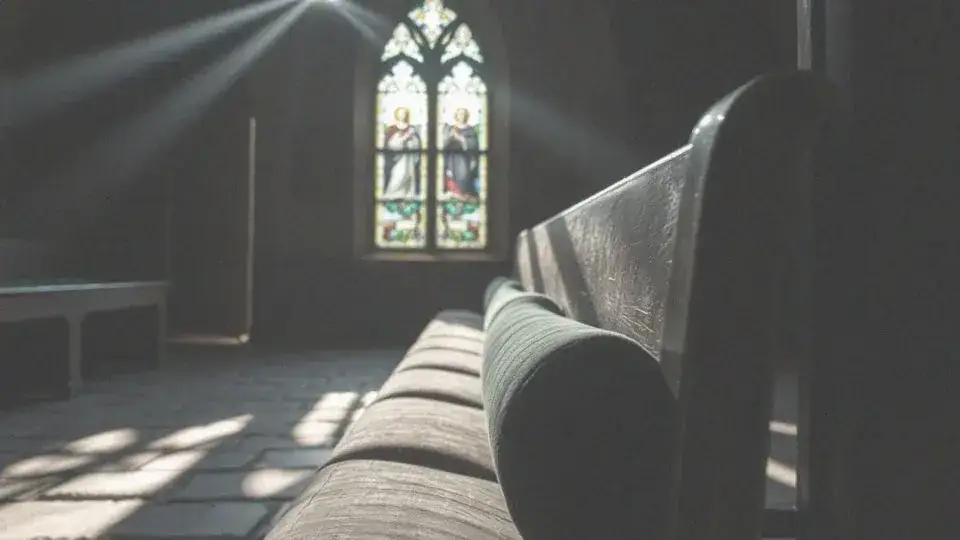 Czy gniew to grzech? Zrozumienie emocji i ich moralnych konsekwencji