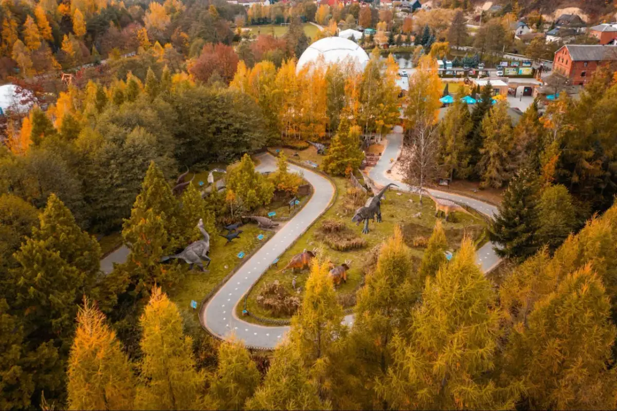 Ostrowiec Świętokrzyski: Atrakcje UNESCO, Bałtów i więcej!