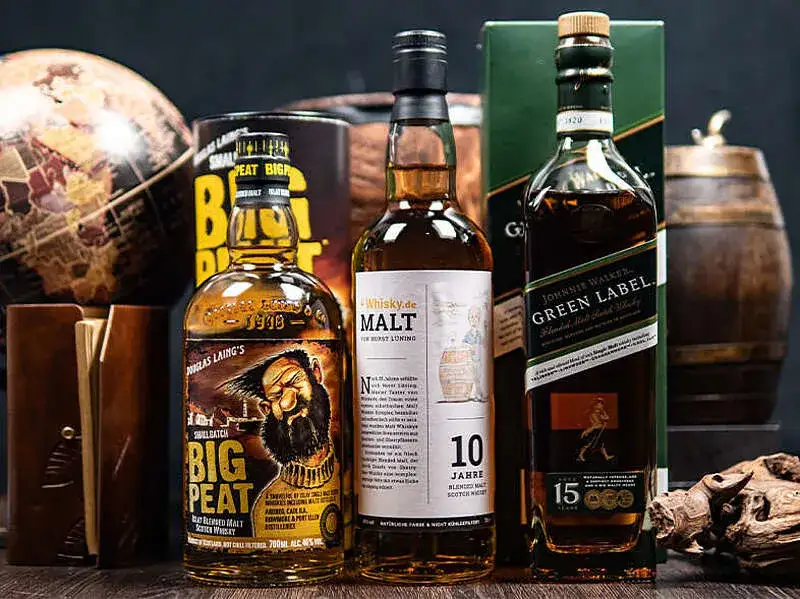 Blended whisky co to znaczy? Poznaj tajemnice i różnice w smakach