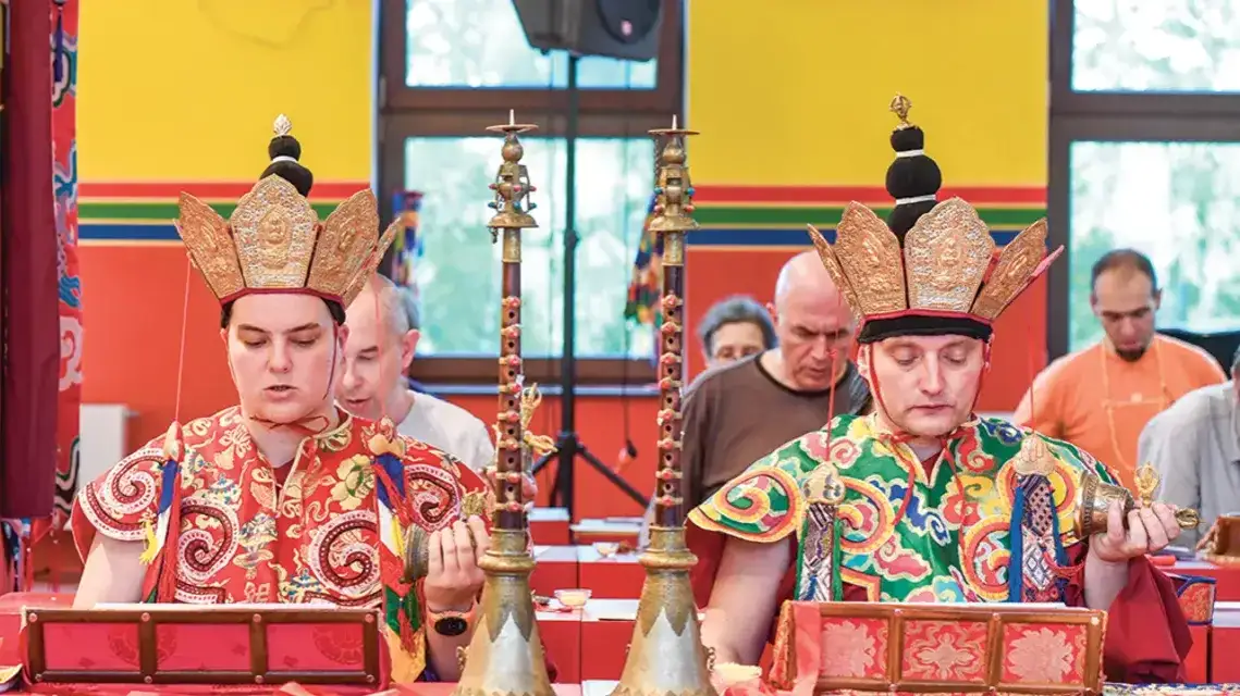 Ośrodki buddyzmu w Polsce: Gdzie znaleźć praktyki i tradycje?