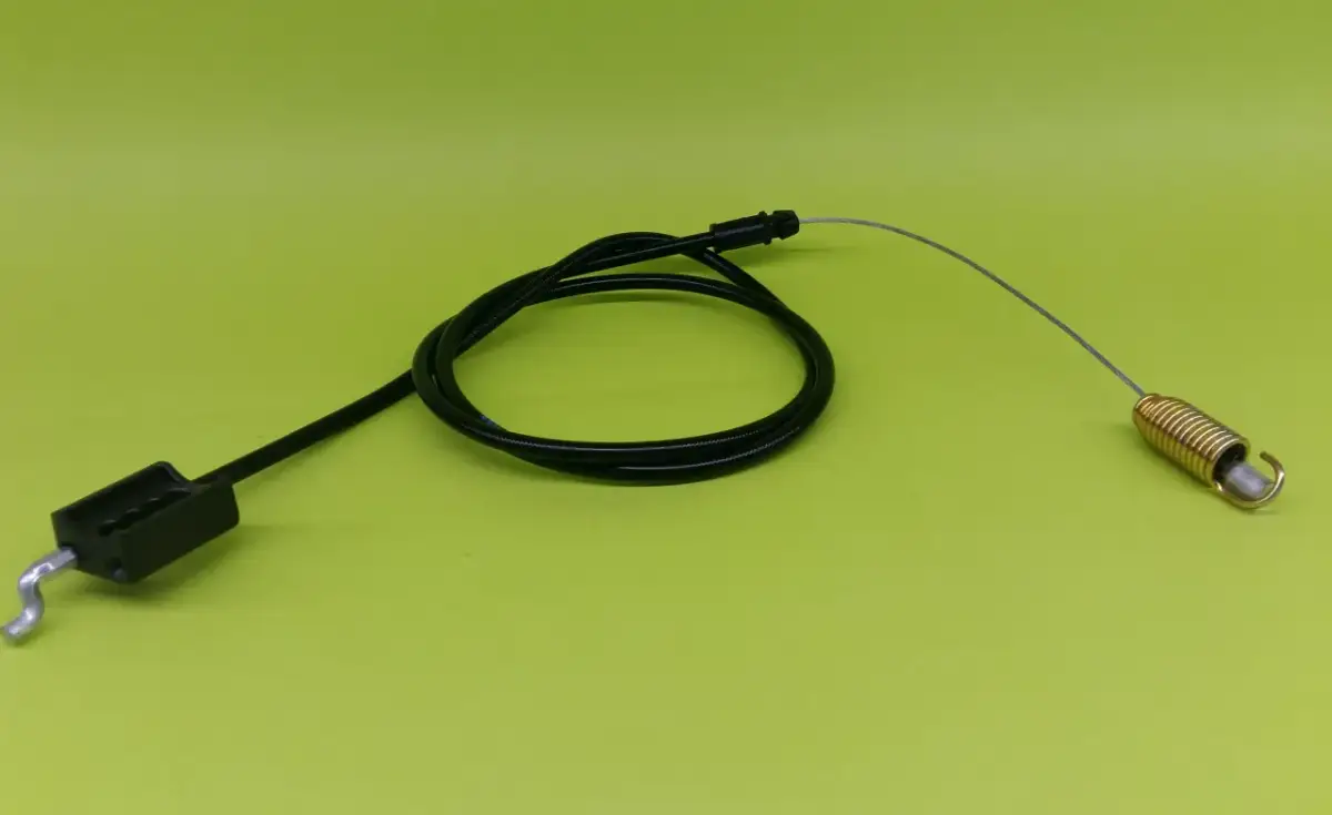 Jak założyć linkę do napędu kosiarki - uniknij kosztownych napraw