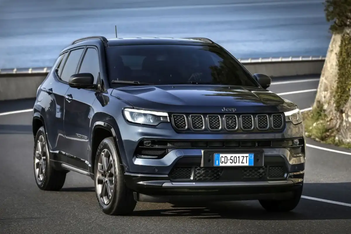 Ile pali Jeep Compass 2.4 benzyna? Prawdziwe dane!