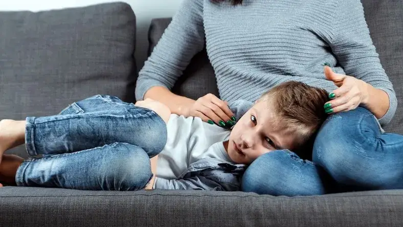 Objawy owsików u niemowlaka – jak rozpoznać i szybko pomóc dziecku