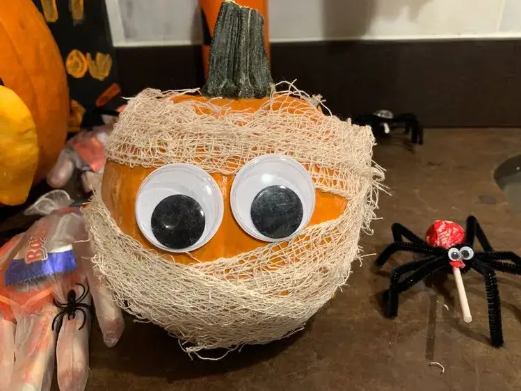 Ozdoby Halloween jak zrobić: proste i kreatywne pomysły DIY