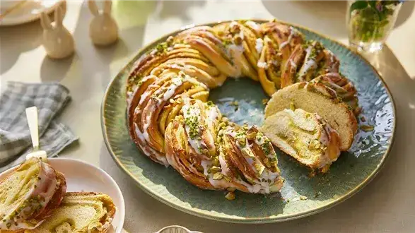 Jakie ciastka na Wielkanoc? Przepisy na tradycyjne i nowoczesne smakołyki