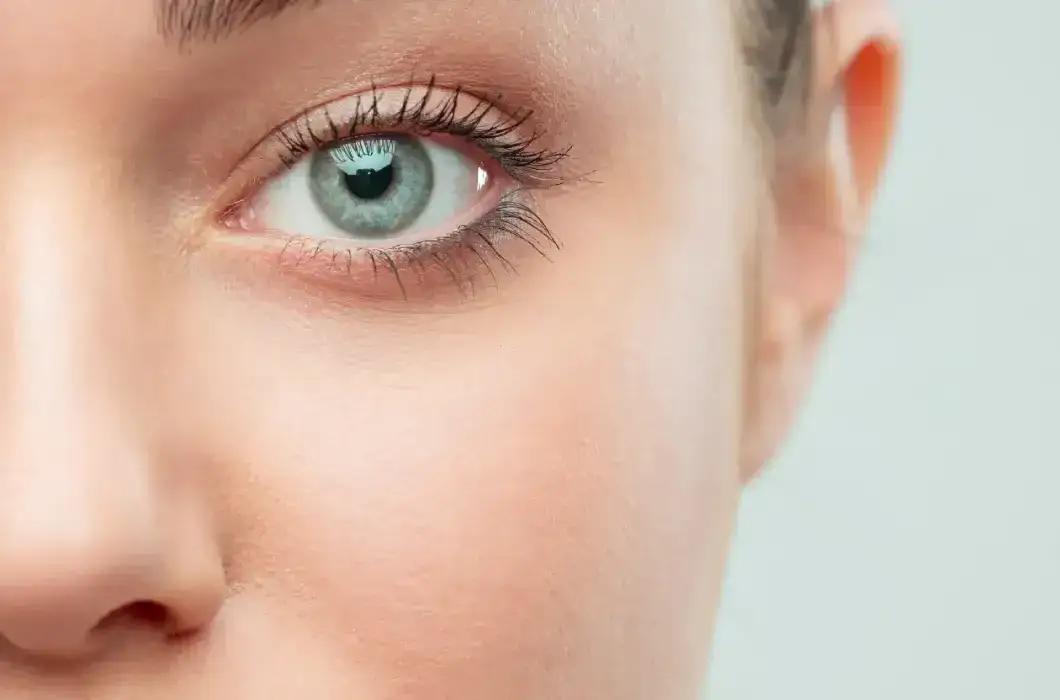 Jak uniknąć zmarszczek - skuteczne sposoby na młodszą skórę