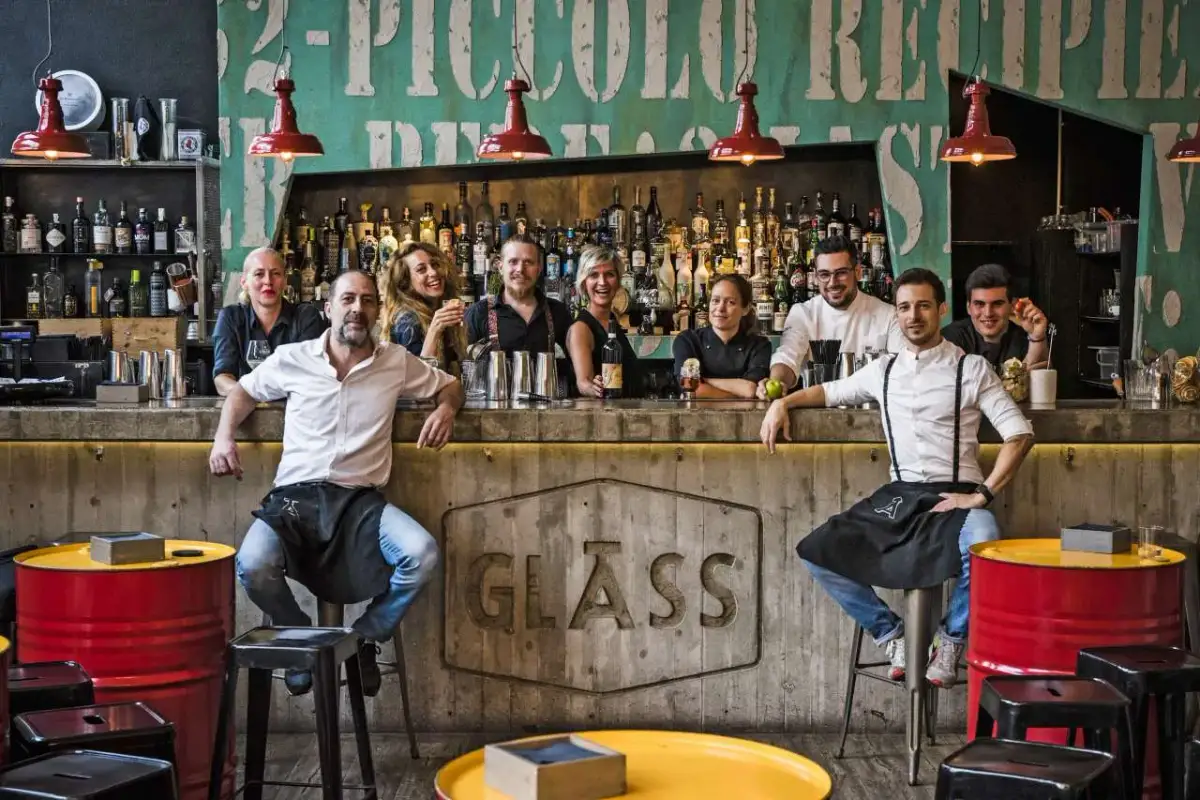 Glass Legnano: Cucina, Cocktail & Esperienza Unica