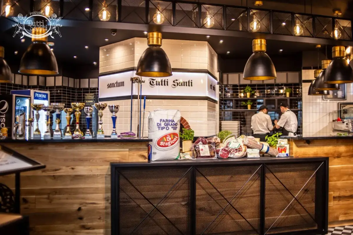 Gdzie zjeść w Gnieźnie? Odkryj najlepsze restauracje i kawiarnie