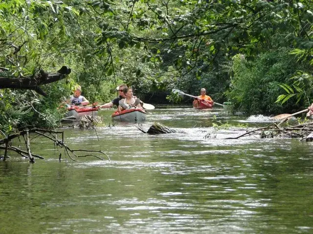 Spływy kajakowe Prosną: Trasy, ceny i organizacja Przewodnik