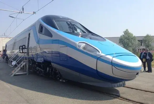 Ile kosztuje transport samochodu pociągiem? Ceny i ukryte opłaty