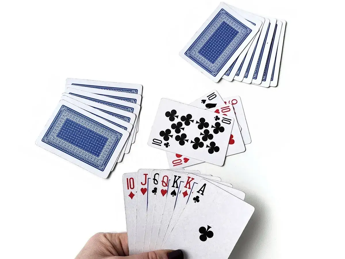 Gra w Pana: Opanuj zasady i warianty. Unikaj błędów!