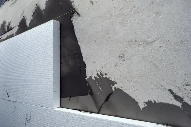 Ocieplenie wełna czy styropian - co wybrać, by uniknąć błędów?