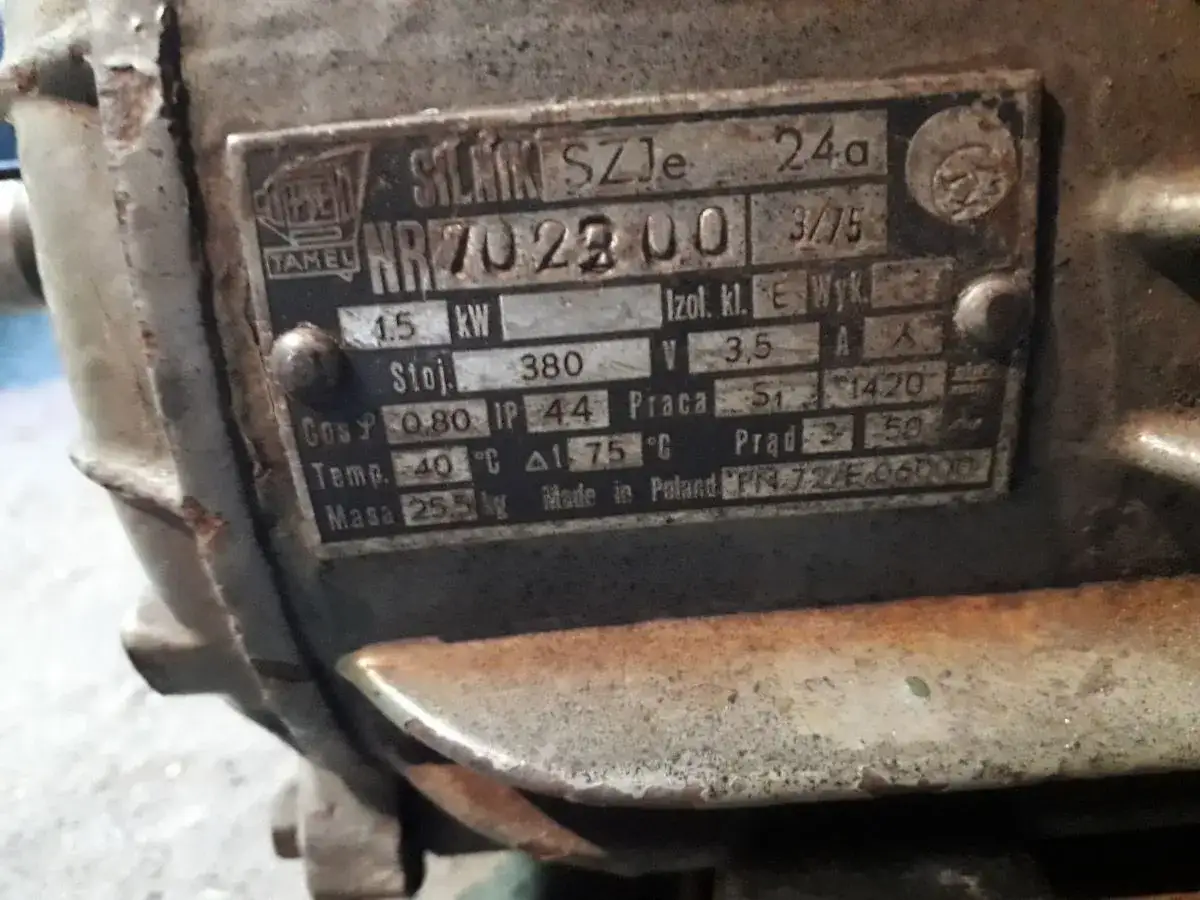 Jak dobrać odpowiedni kondensator do silnika 1.1 kW i uniknąć błędów montażowych