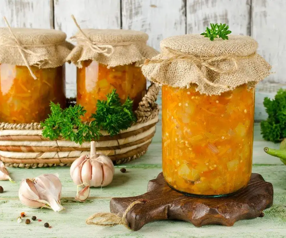 Zupa w słoiku: Jak długo jest bezpieczna? Sprawdzone porady