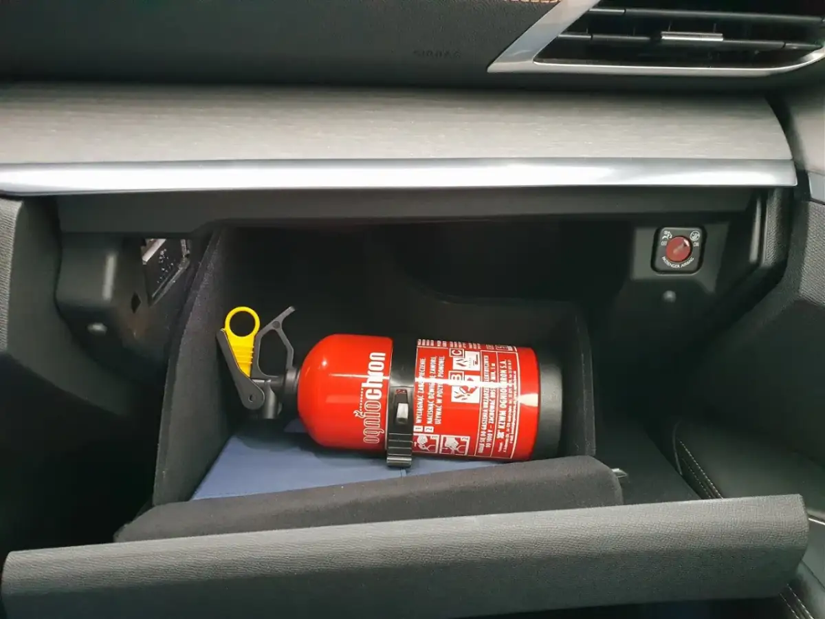 Gaśnica samochodowa: Gdzie kupić i na co uważać?