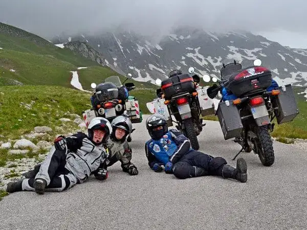 Tatry motocyklem: Przewodnik po trasach i bezpiecznej jeździe