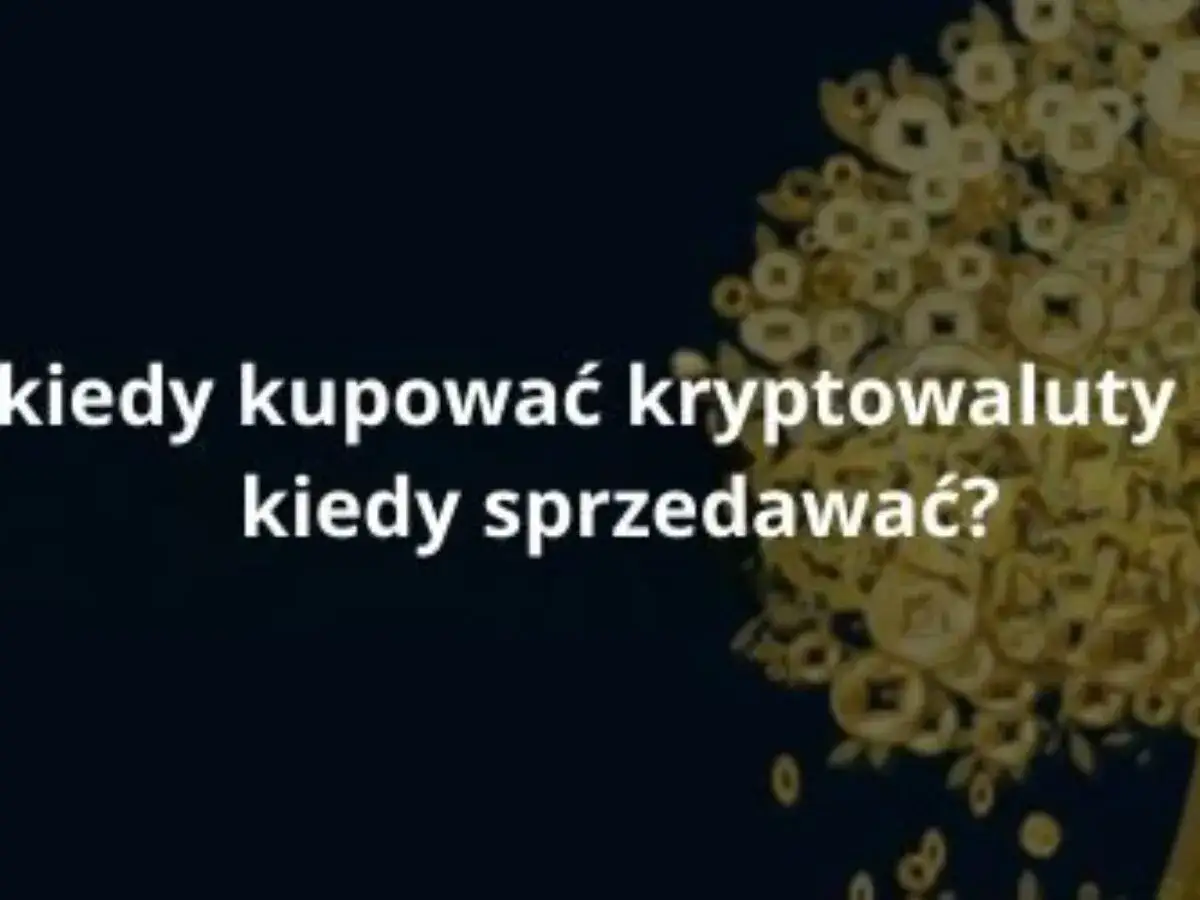 Drzewo pełne złotych monet symbolizuje inwestycje. Tekst pyta: kiedy kupować kryptowaluty a kiedy sprzedawać?
