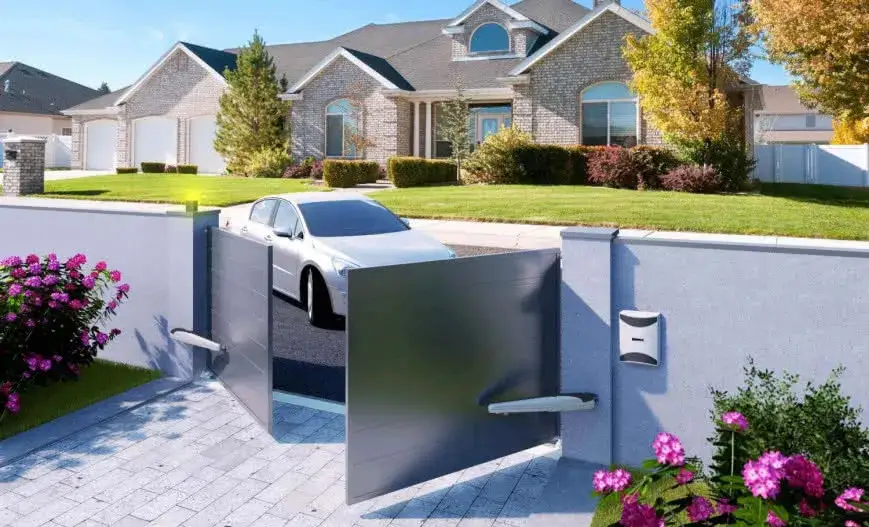 Jaki napęd do bramy dwuskrzydłowej wybrać, aby uniknąć problemów?