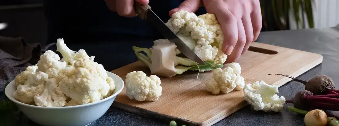 Czy kalafior jest dietetyczny? Odkryj jego zdrowotne korzyści i pułapki