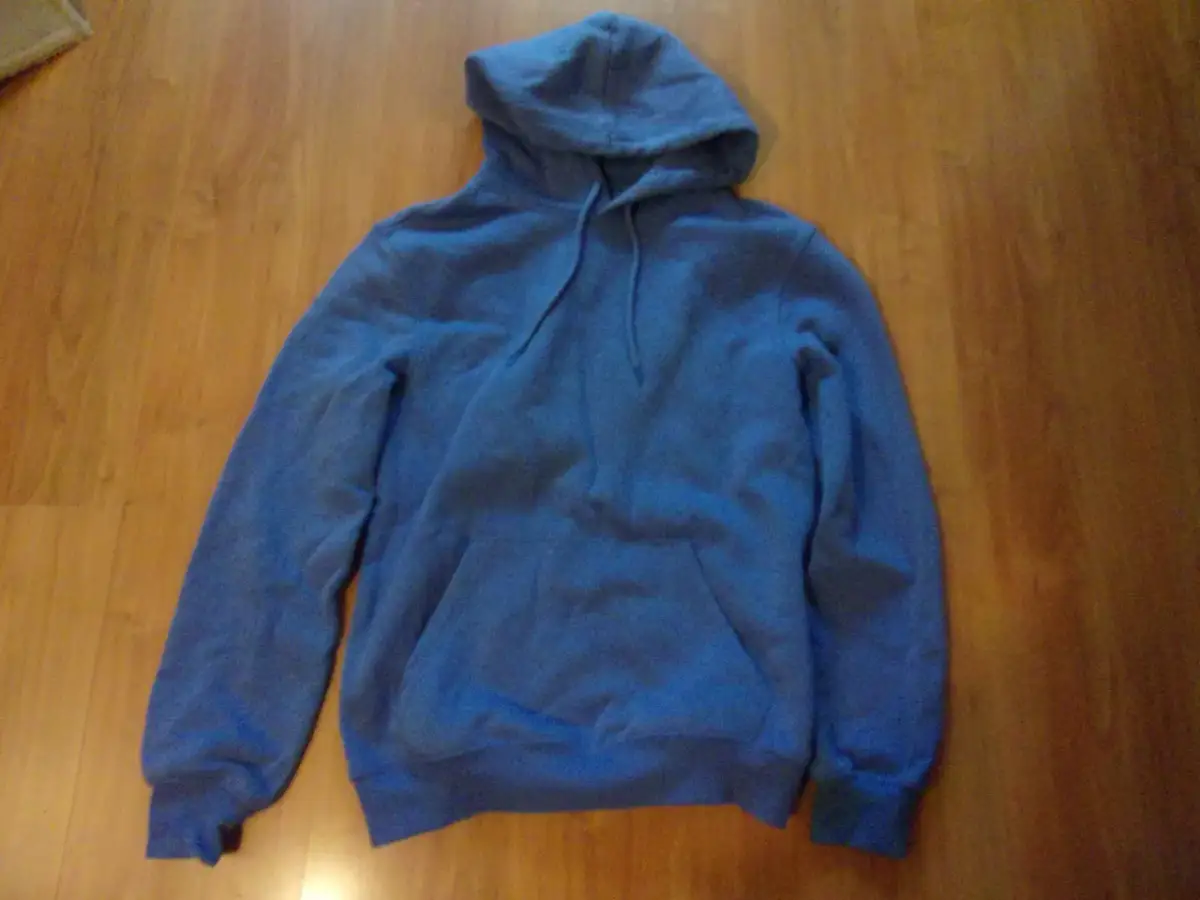 Bluza na 175 cm: M, L, S? Dobierz idealny rozmiar bez pomyłek!