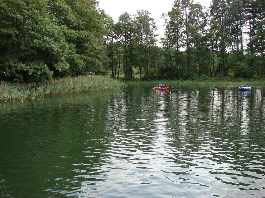 Jezioro Okonińskie – odkryj jego piękno i atrakcje turystyczne