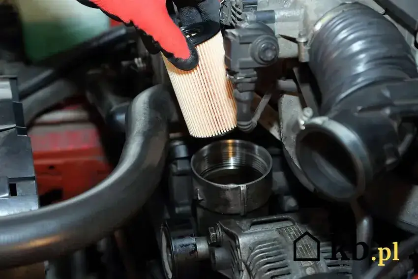 Diesel: Wymiana oleju i filtrów ile zapłacisz? Ceny 500-1500 zł