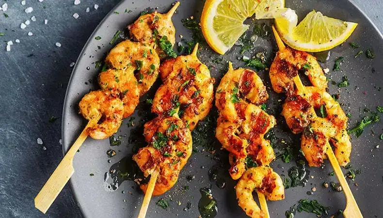 Jak grillować szaszłyki, aby były soczyste i pełne smaku